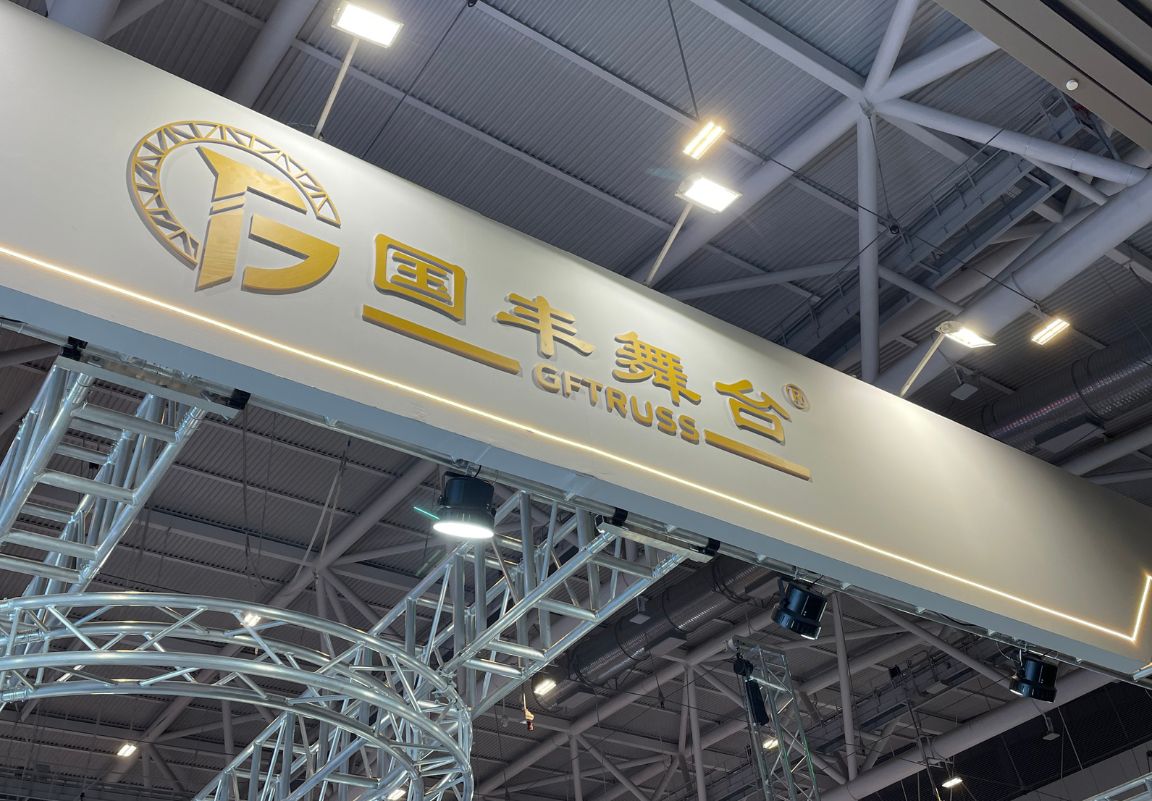 Truss system for exhibitors Truss system for exhibitors