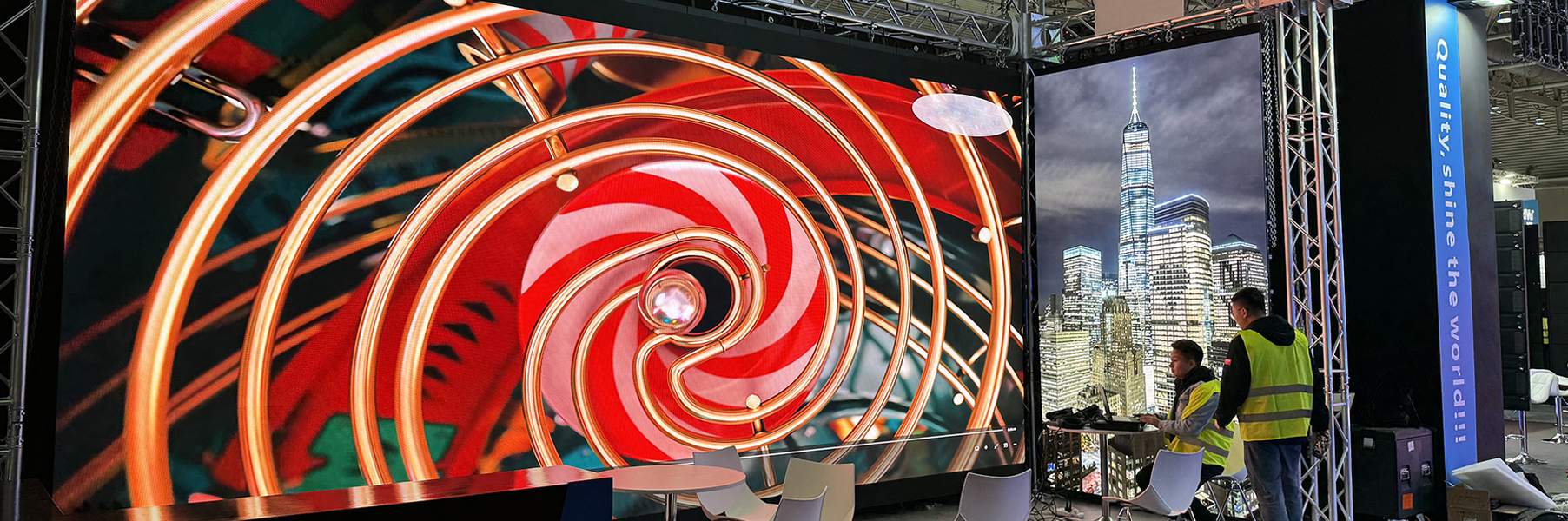 Настенный кронштейн для светодиодной подсветки