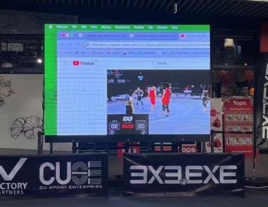 Настенное решение для светодиодных светильников, обеспечивающее улучшенное качество изображения и надежную опору.