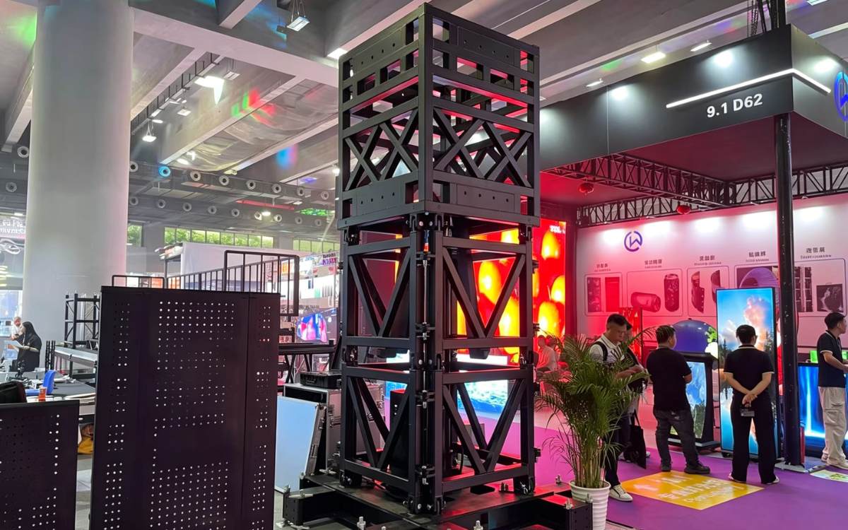 Mega Hydraulic Structure at PLSG 2026